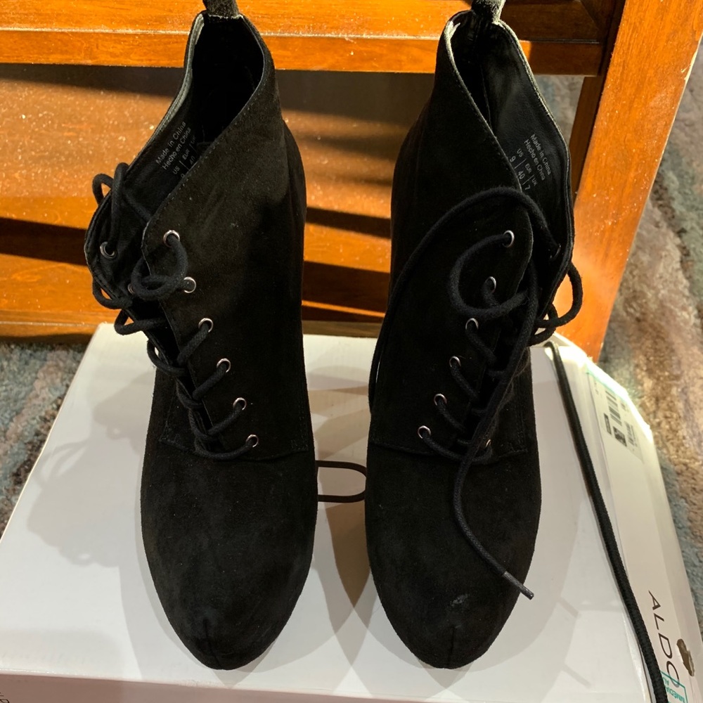 Aldo black booties